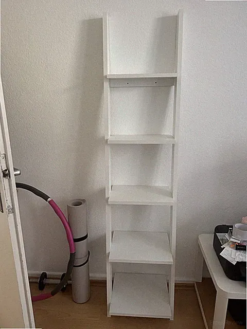 Freistehendes Regal Weiß 1,69 m hoch 40 cm breit mit 4 Fächern