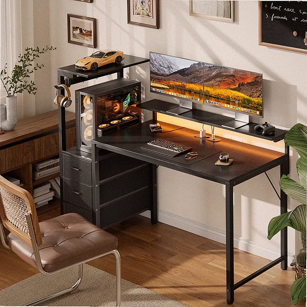 Gaming Tisch mit LED & Monitorständer, Schreibtisch mit 3 Schubladen & Steckdose