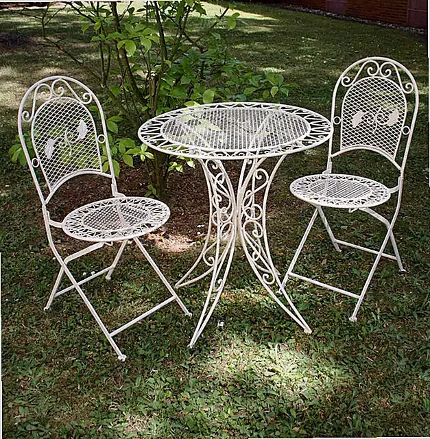 Garnitur Gartentisch 2 Stühle Eisen Gartenmöbel antik Stil Nostalgie creme weiss