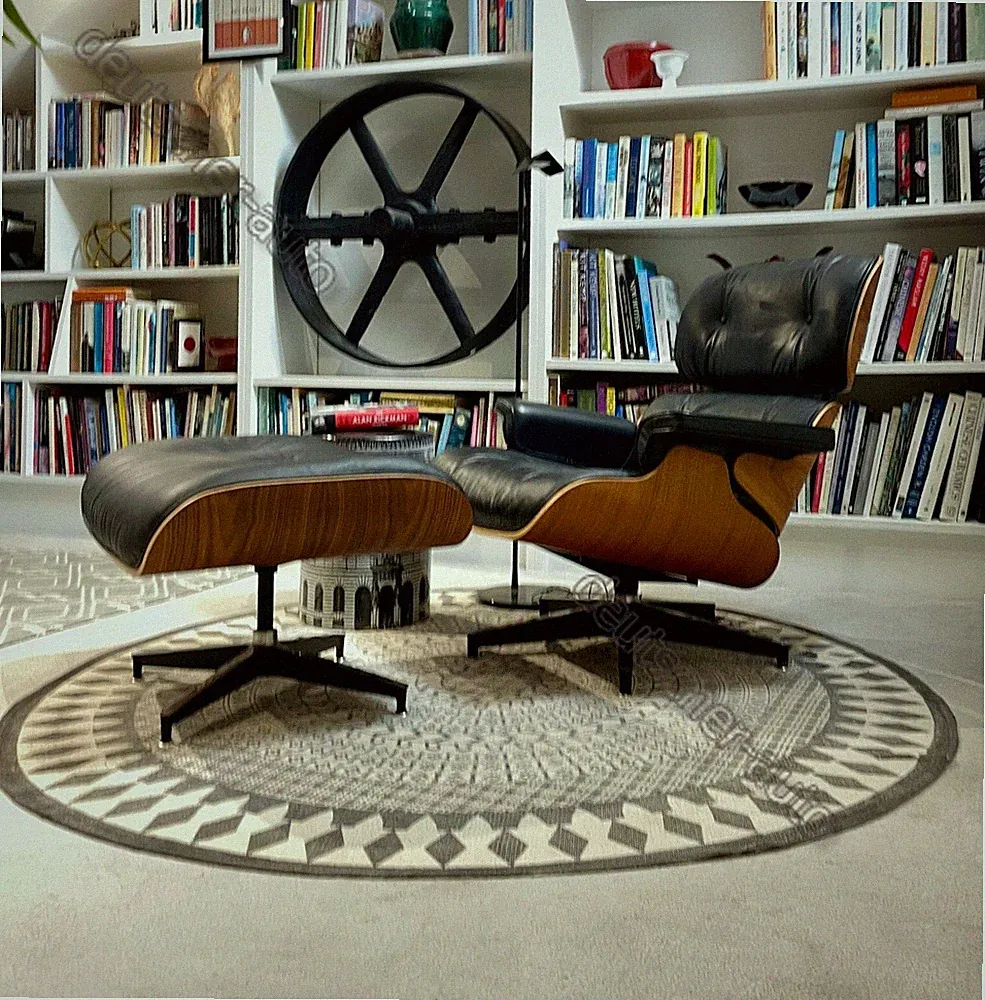 Große Mid-century Eams Lounge Sessel Echtes Leder Chair und Ottomane Drehstuhl