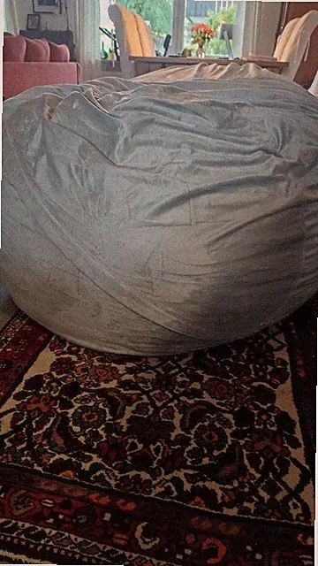 großer neuer Sitzsack in silbergrau 115cm x 75cm x 165cm
