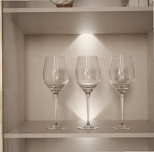 Hängende NEUE Vitrine Inkl. Led Und Lieferung Umkreis 50km
