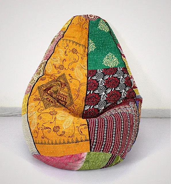 Handgefertigter Sitzsack Baumwolle Blumen Kantha Bohemian dekorativ bestickt b