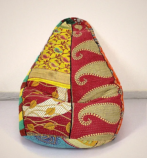 Handgefertigter Sitzsack Baumwolle Blumen Kantha seltene Fundstücke dekorativ...
