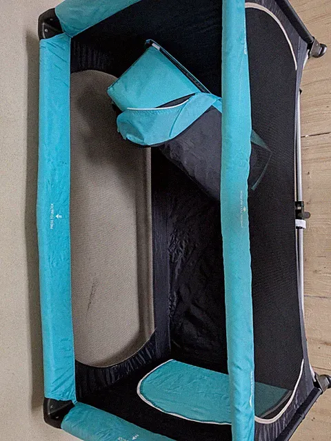 hauck Dream N Play Baby-Reisebett, zusammenklappbar, Tragetasche, türkis/schwarz
