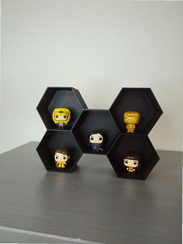 Hexagon Regal mit mehreren Fächern