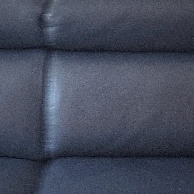 Hochwertiges, blaues Ledersofa, NP 3.100 €, 4 Jahre alt.