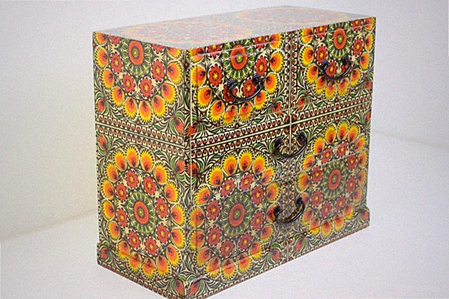 Holz Handarbeit Kommode 4 Schubladen grün gefüttert, marokkanisch, Mandala, Blumen Design