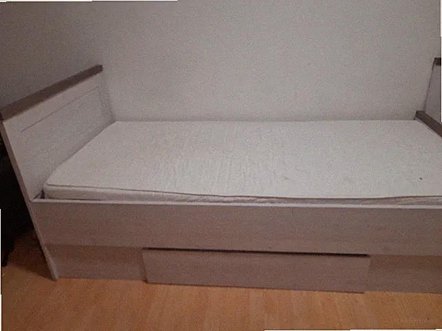 Ich Verkaufe Eine Bett In Gute Zustand