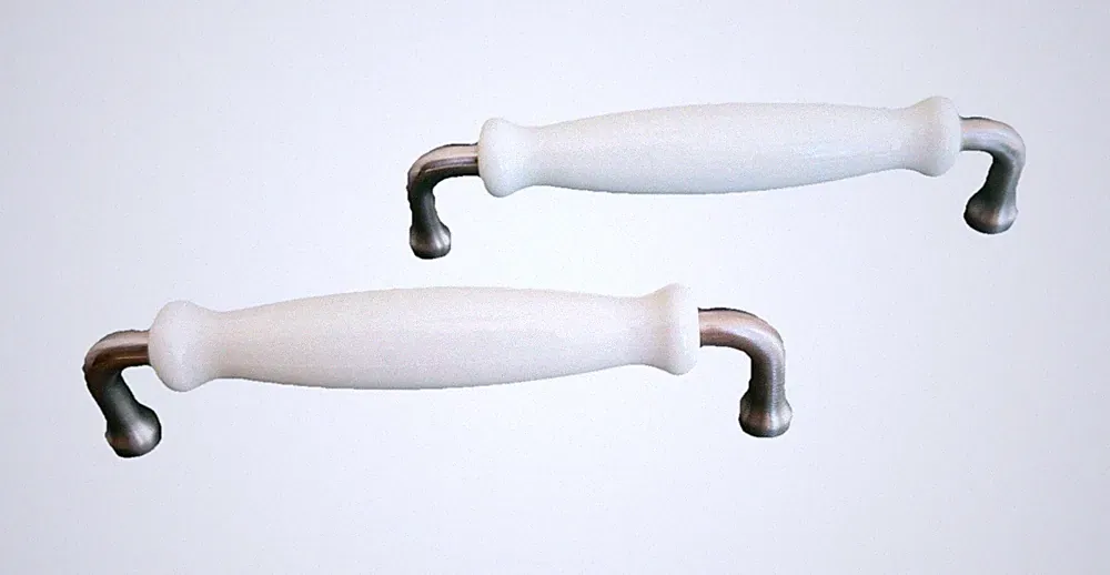 IKEA Hishult Möbelgriffe Griff Griffe Porzellan weiß 140 ‪mm 003.669.90 Neu