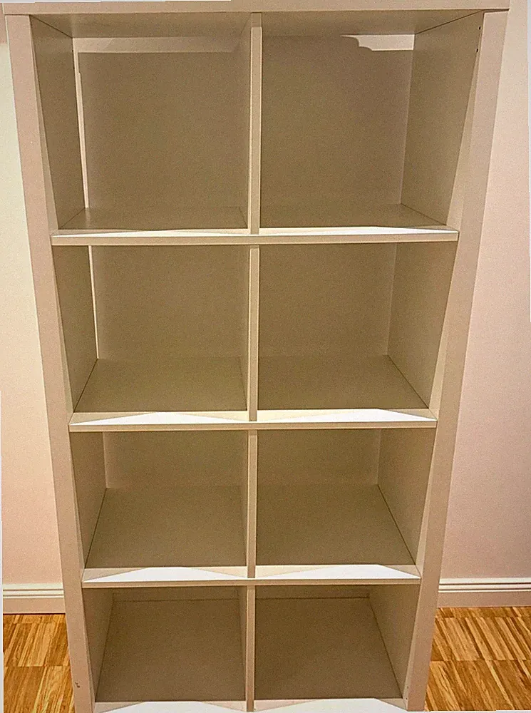 IKEA KALLAX Regal Hochglanz Weiß, 8 Fächer, 77 x 147 cm, rechteckig