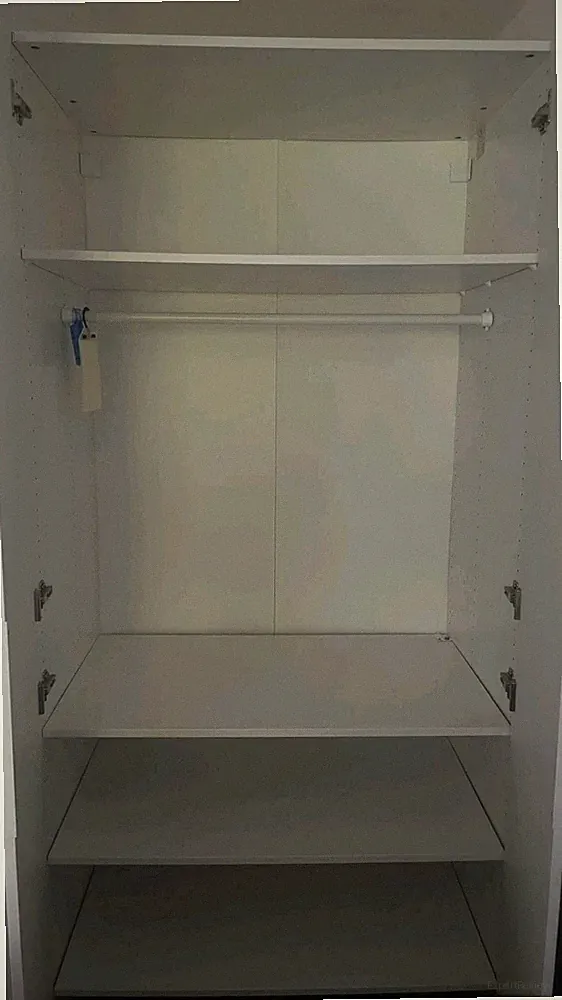 IKEA PAX Kleiderschrank 100x60x220 cm Weiß glänzend 2 Türen Kleiderstange