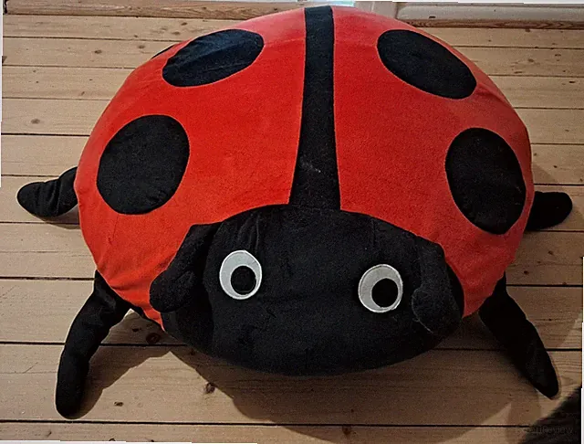 IKEA Sagosten - Aufblasbarer Sessel Marienkäfer Motiv Rot/Schwarz Kunststoff