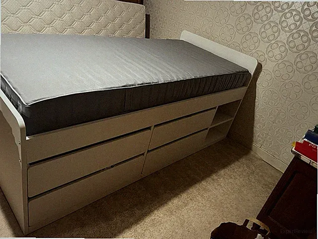 IKEA SLÄKT Einzelbett mit Schubladen