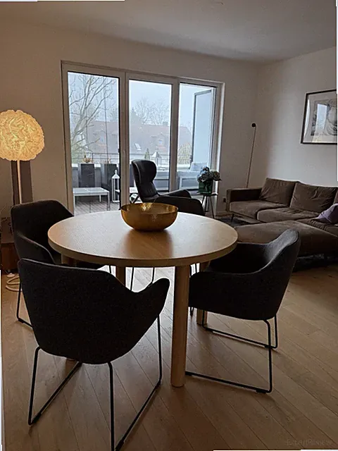 IKEA STOCKHOLM 2025 Esstisch mit 4 TOSSBERG Stühlen | Neuwertig | Rechnung dabei