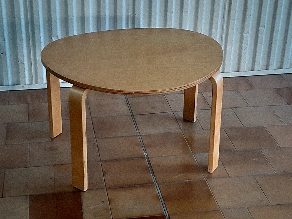 Ikea Svalsta einzelner Satztisch Couchtisch Sofa Beistelltisch Birke Schichtholz