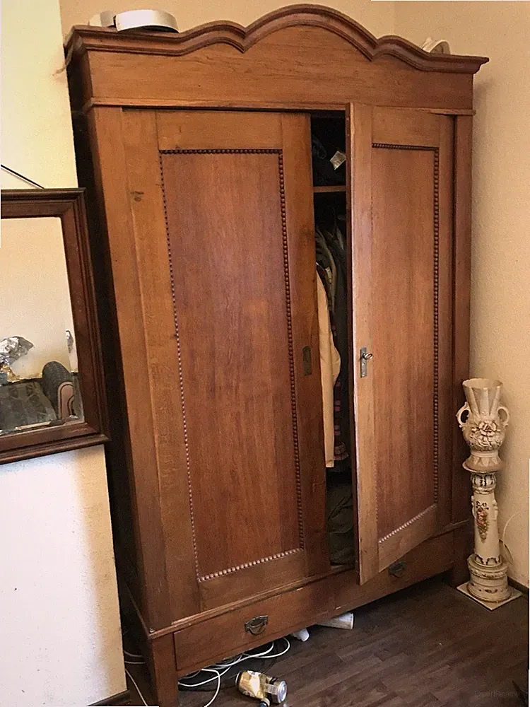 Kleiderschrank aus Holz Braun 2 Schiebetüren 1 Schublade Einfarbig