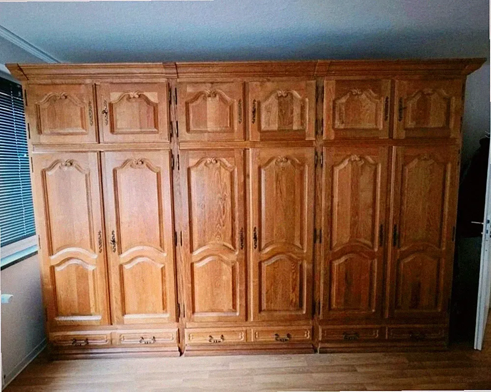 Kleiderschrank Eiche Rustikal Neupreis 6000€
