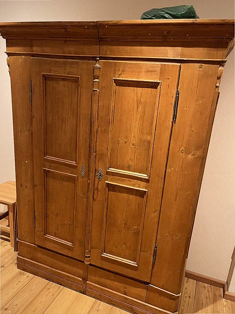 Natur Kleiderschrank