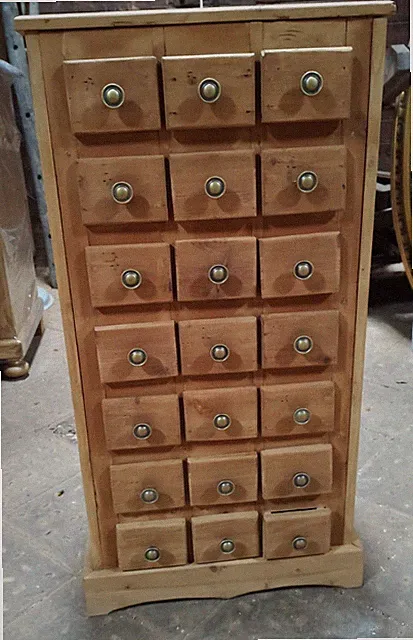 kleiner Schubladenschrank Apothekerschrank Kommode Holz Schrank