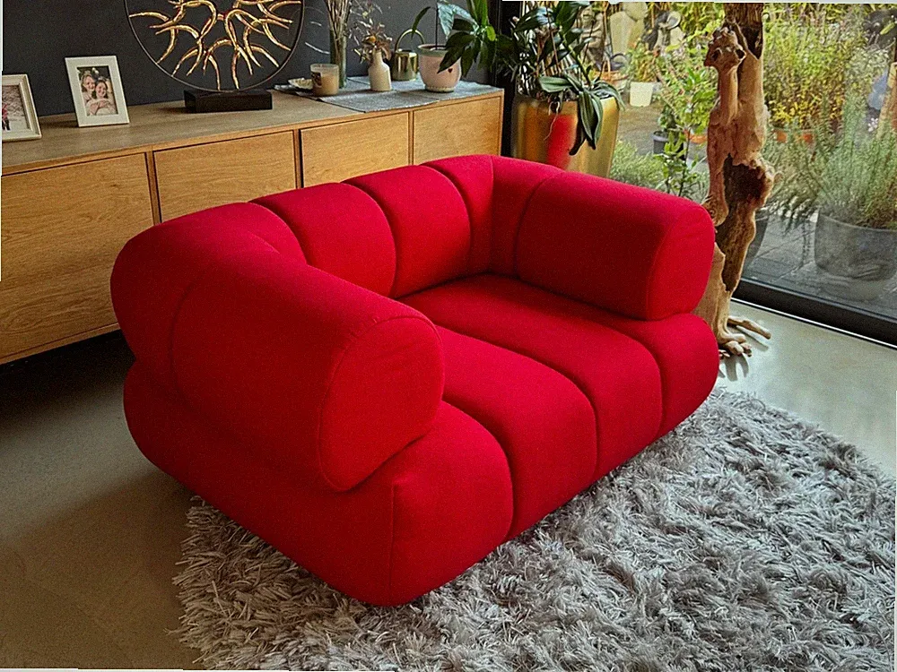 Kleines rotes Loveseat Sofa aus dicker Baumwolle stabile Qualität 50 kg B 148 cm