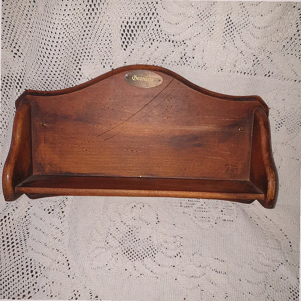 Kleines Vintage Gewürzregal Holz Regal dunkelbraun mit Metallschild