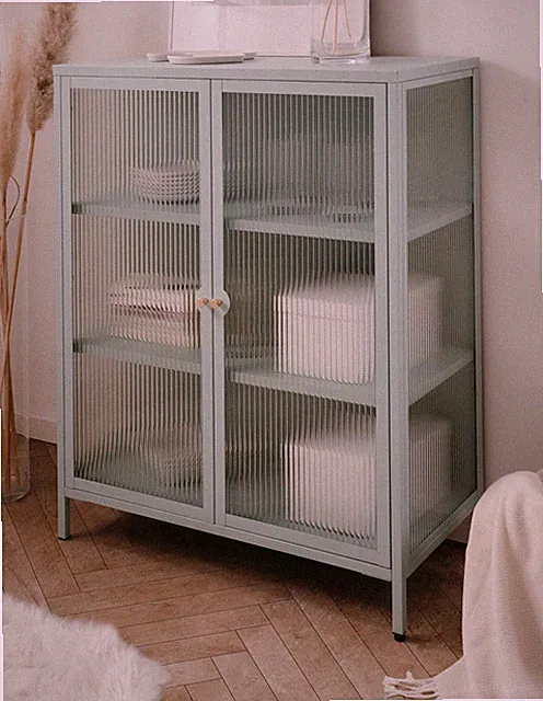 Kommode Metall mintgrün Vitrine Glasvitrine geriffeltes Glas 80 x 102 cm Maram