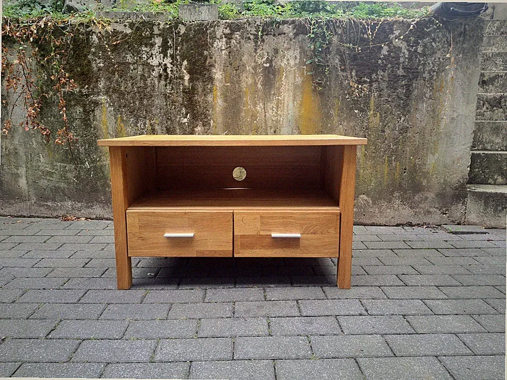Kommode oder TV Rack aus (hellem) Vollholz