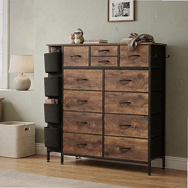 Kompakter Tallboy mit 12 Schubladen – eleganter Stauraum für Schlafzimmer und Wohnzimmer