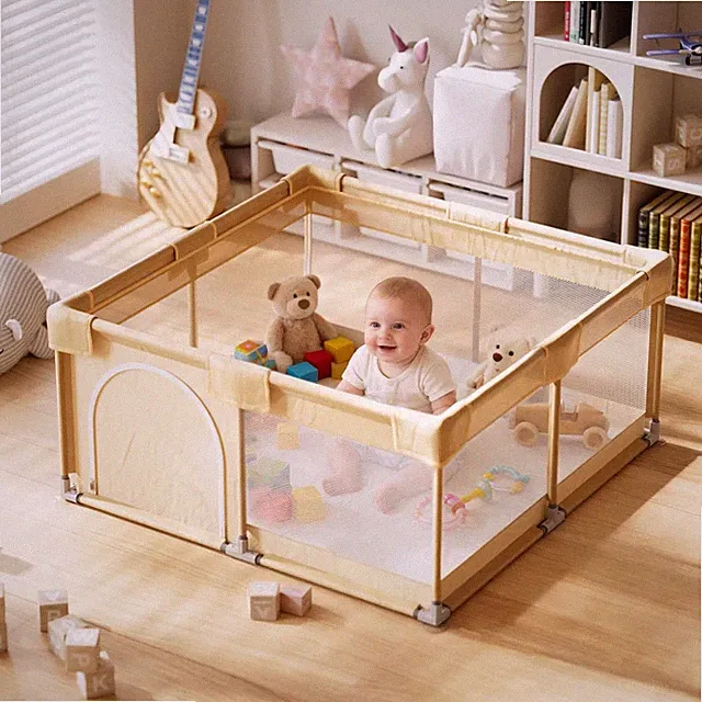 Koonmi Baby Laufstall 150x150 cm Faltbar Beige