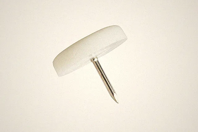 Kunststoffgleiter mit Nagel 25 mm Stuhlgleiter 24 Stück Möbelgleiter weiss