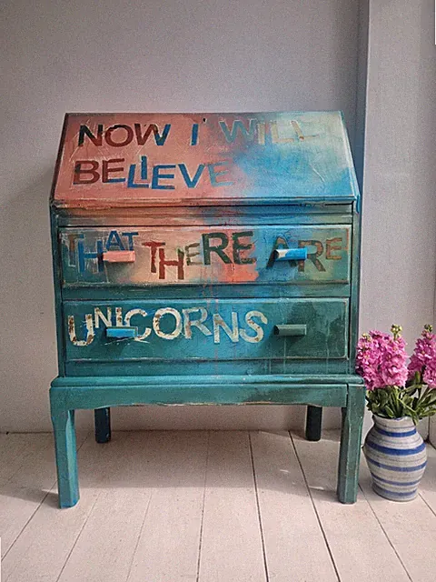 Lackierter Sekretär SCHRANK Sideboard Funky SHABBY CHIC Eiche massiv Schreibtisch Used-Look