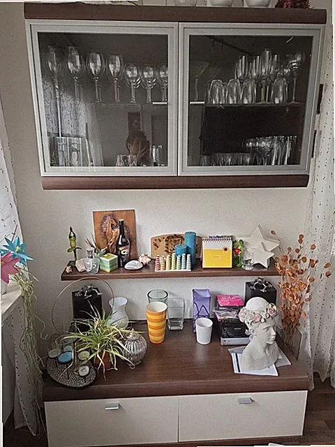 Lowboard TV Board Sideboard mit Hängevitrine und Regalbrett