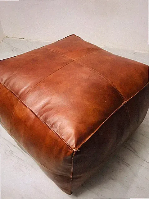 Marokkanischer erstaunlicher quadratischer Vintage Ottoman 30''Pouffe Ziegenlede