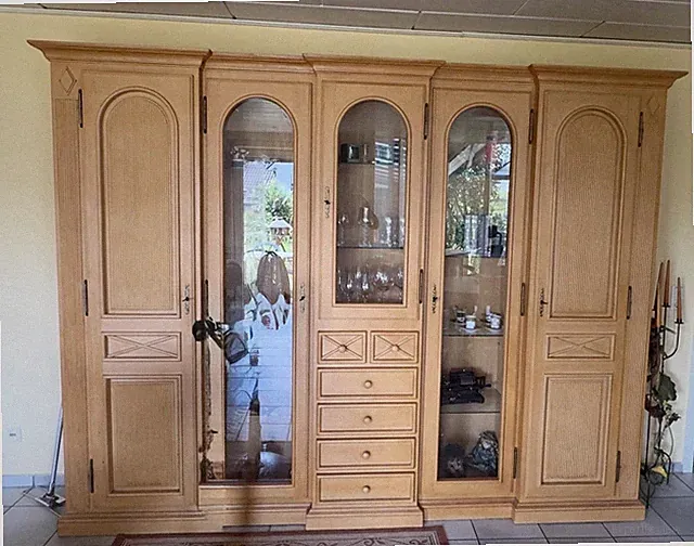Massive Pinien Holz Schrank Vitrine von Chalet Holzschrank