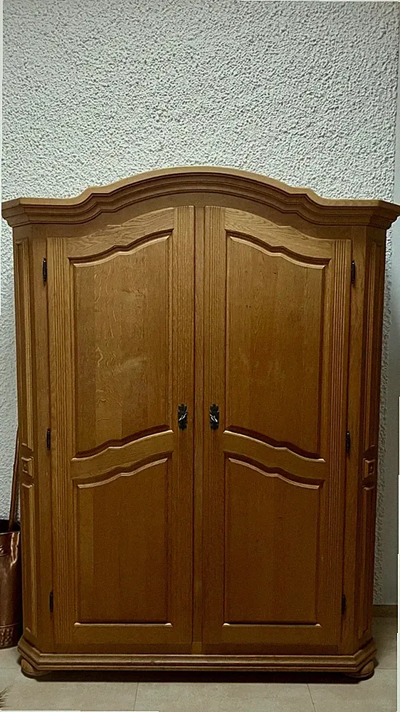 Massiver Eiche Kleiderschrank 2-türig Landhausstil – 142 × 182 × 48 cm