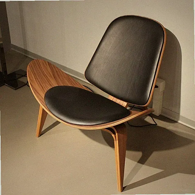 Mid Century Hans Wegner Shell Chair Leather with Walnut Wood and Palisander
