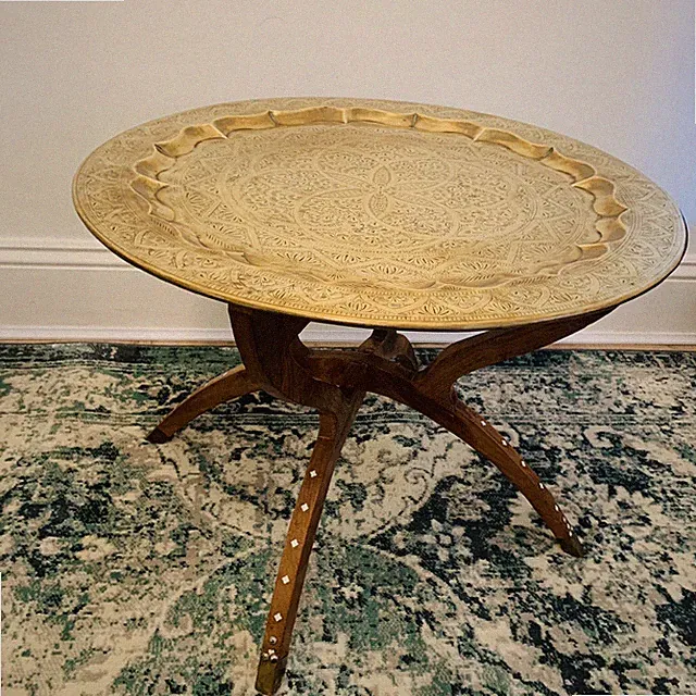 Mid Century Modern Messing Teetablett Tisch Marokkanischer Couchtisch mit Spinnenbein