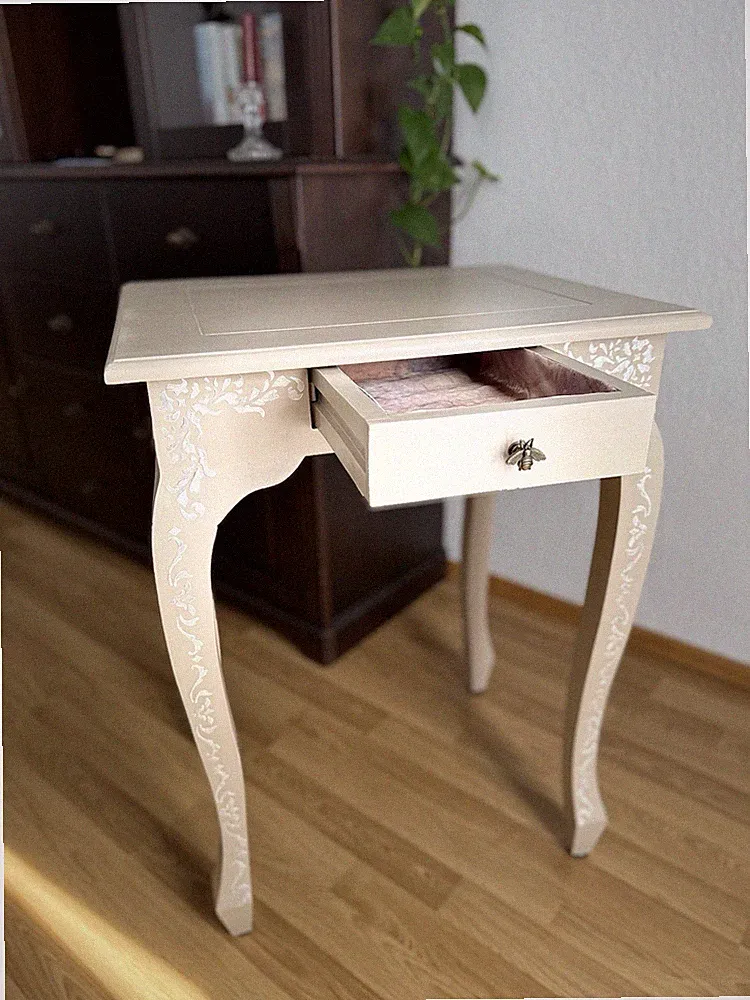 Möbel-Redesign – Shabby-Chic Konsole