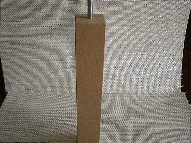 Möbelfüße Schrankfüße BUCHE NATUR QUADRATISCH 4x4cm. M8 Höhe 10cm. bis 30cm.