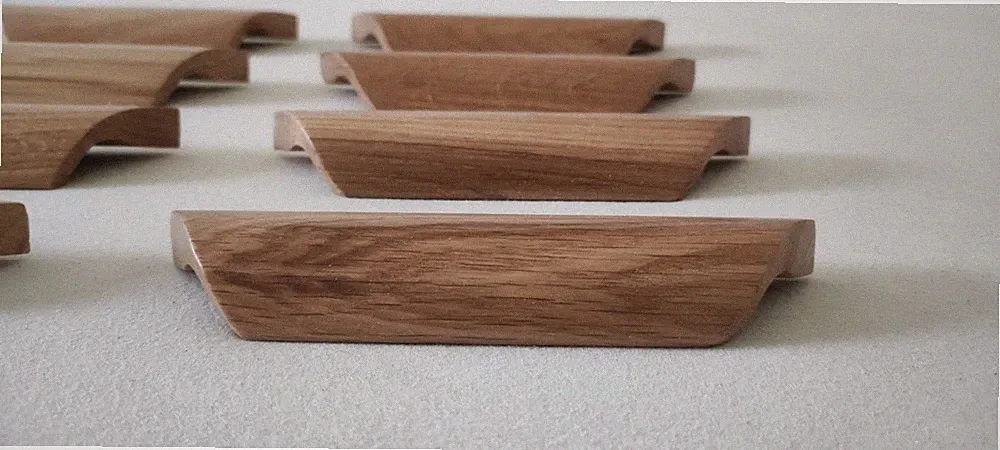 Möbelgriffe 96mm Griffleiste Eiche Griffe Küche Holzgriff Schrank