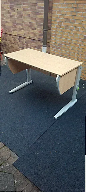moll Schreibtisch Aus Beschichteter Holzplatte Verstellbar