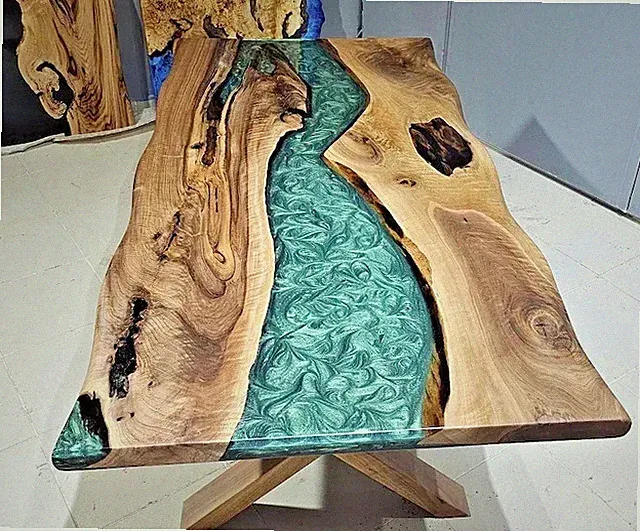 Nussbaum Epoxidharz Tischplatte 60x36 Live Edge Flur Dekor