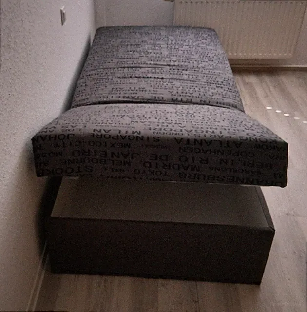 Polsterbett Bettrahmen 90x200 Grau Schriftzug, hochklappbar mit Stauraum