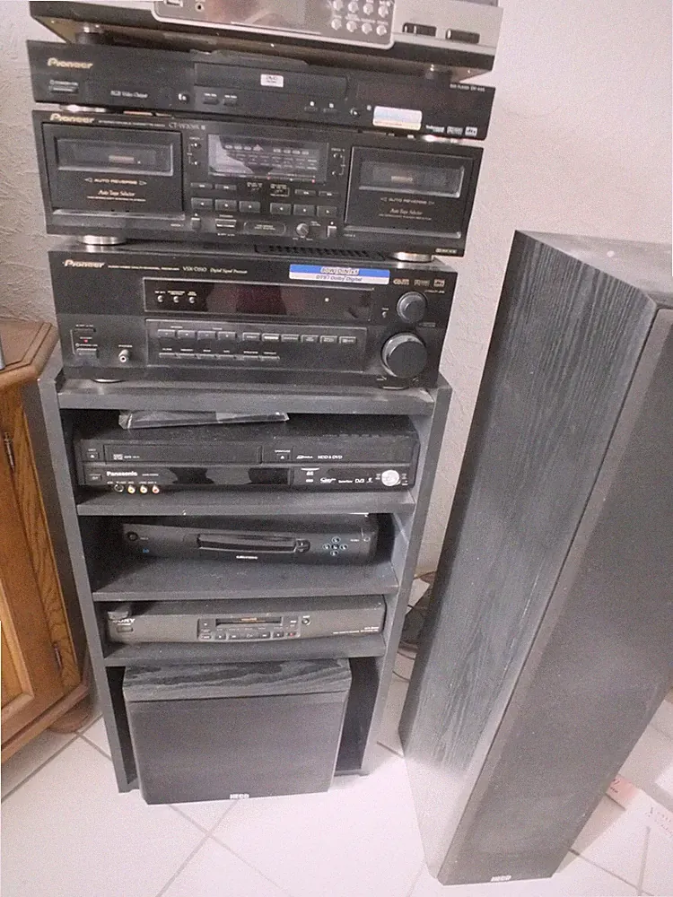 Radio HiFi-Turm mit 4 Holz böden Phonomöbel Audio Schrank Schwarz Ohne Geräte