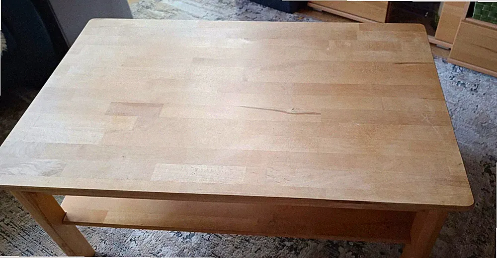 Rechteckiger Holz Couchtisch helles Holz mit Ablagefach 105x65x45 cm