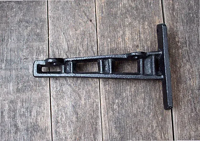 Regalträger Industriestil Gusseisen antikschwarz Regalstütze Winkel Nostalgie