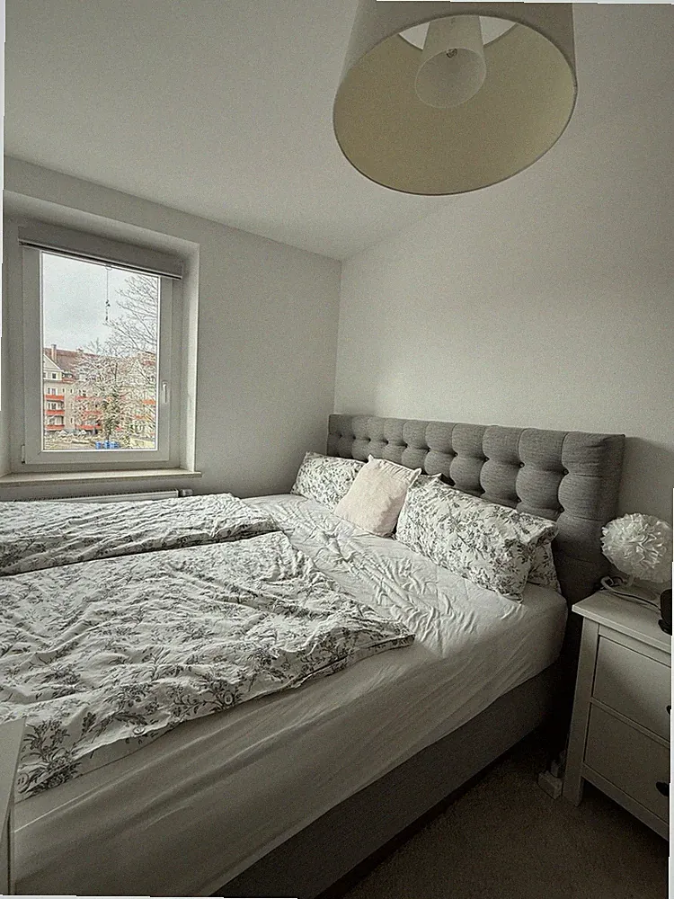 Schlafzimmer Möbel , Bett XXXLUTZ, Hemnes Ikea Schrank, Kommode, Nachttisch