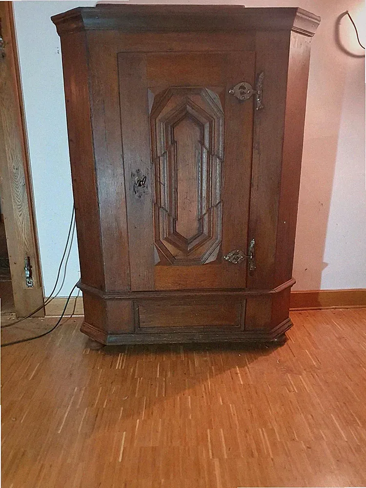 Schrank Kleiderschrank Barockmöbel Barock antiker Schrank Antiquität Antikmöbel