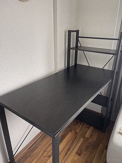 Schreibtisch im Industrial Stil aus Metall und MDF in Holzoptik mit 2 Fächern